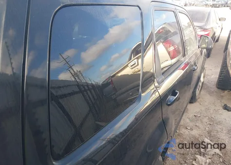 2010 Mercury Mariner z USA, uszkodzony, nr VIN 4M2CN8BG7AKJ02936